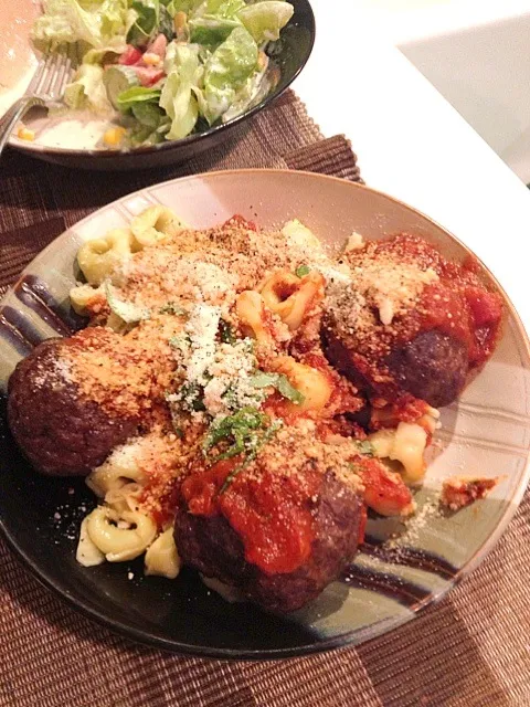 Snapdishの料理写真:Tortellini & meatballs|lori sさん