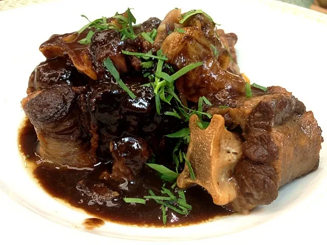 Oxtail de bourguignon|Nicholas Tayさん