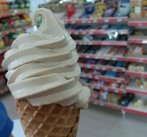 Coffee Soft Serve Ice Cream|JeiFerさん