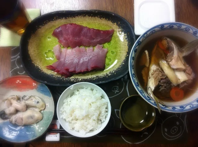 イナダの刺身アラ汁、生牡蠣、納豆|yuyangさん