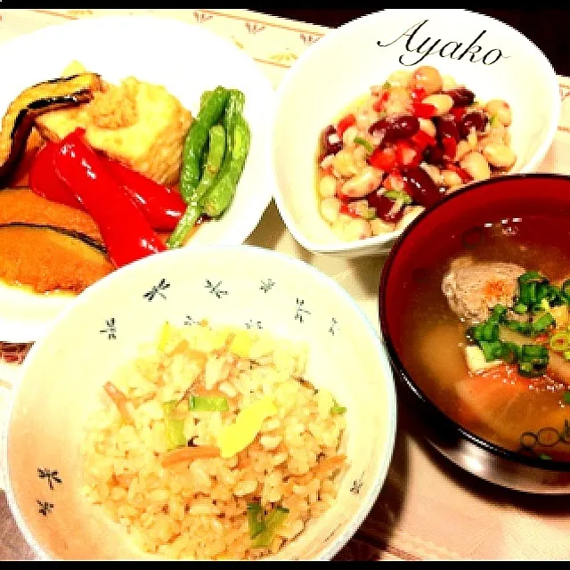 Snapdishの料理写真:鶏ごぼうご飯、鰯のつみれ汁、揚げ出し豆腐＆野菜の揚げ浸し、お豆のサラダ|亜矢子さん