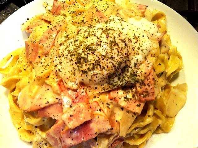 自家製生パスタの温玉カルボナーラ|きのちんさん