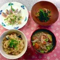 Snapdishの料理写真:秋刀魚ご飯、 豚汁、 秋刀魚のたたき 、ほうれん草と豚肉と厚揚げの炒り煮|riekoさん