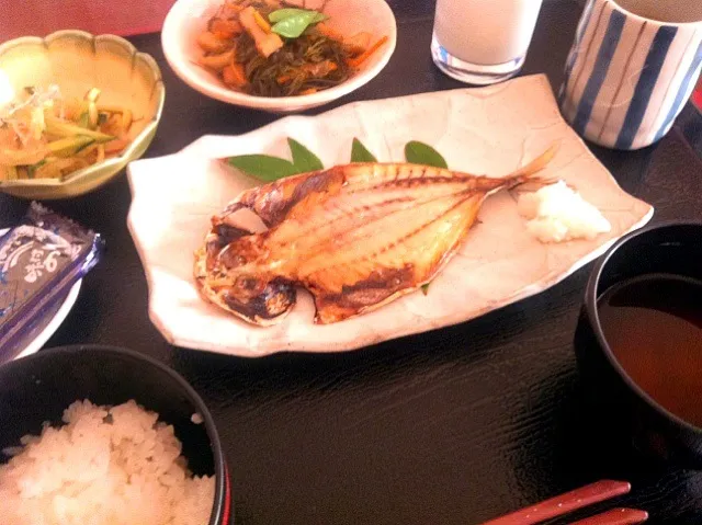 入院四日目朝食🍚🐟|まさみんさん