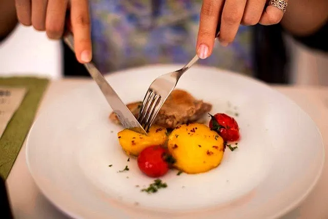 長州鶏とインカのめざめのアロマオイル焼き|竹重嘉亮さん