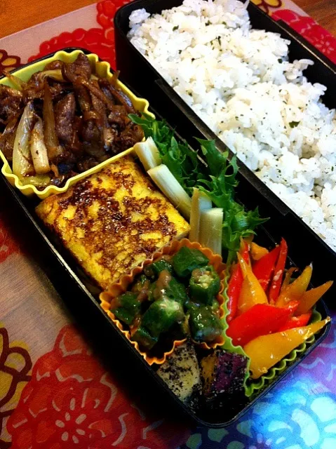 Snapdishの料理写真:牛のすき煮風弁当♪|まりさん