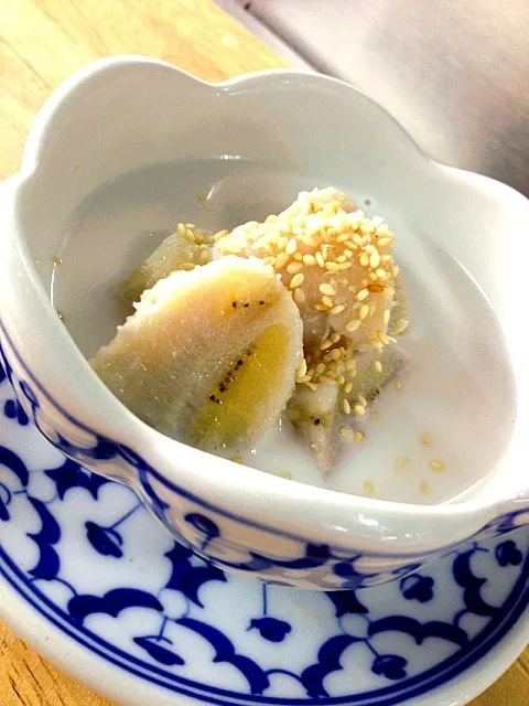 Banana with coconut milk sauce By March|thitiさん