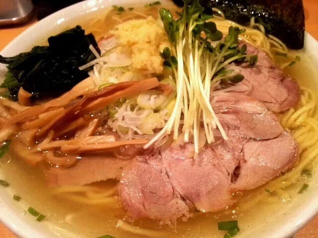 Snapdishの料理写真:生姜塩ラーメン|873さん