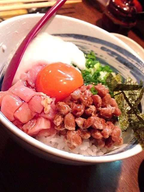 納豆山かけユッケ丼|ちびさん