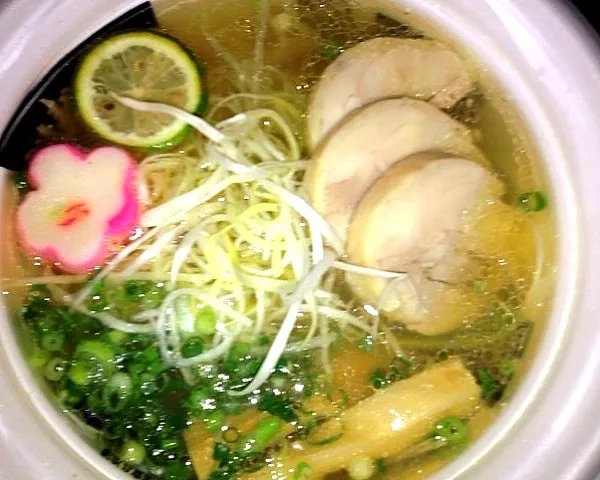 Snapdishの料理写真:駒沢、東京ラーメンショウ🍜マルドンチキンラーメン🇬🇧|らむじーさん