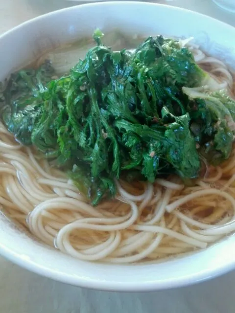 春菊のしょうゆラーメン|こなゆきさん