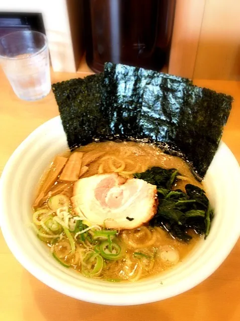 醤油ラーメン|しゅうさん