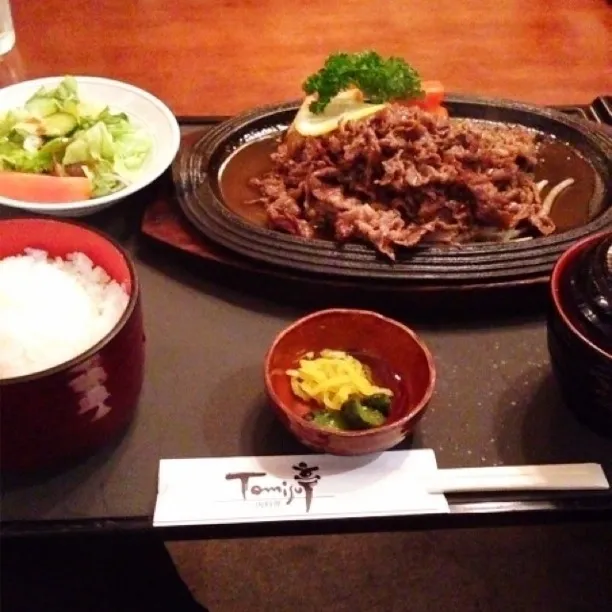 牛肉鉄板焼定食|Masさん