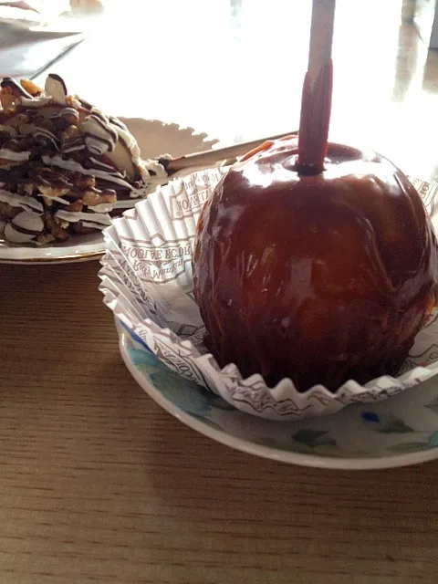 Rocky Mountain Chocolate Factory  "Caramel Apple","Rocky Road"|sanecchiさん