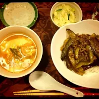 Snapdishの料理写真:なすの肉炒め丼|まりにゃんさん