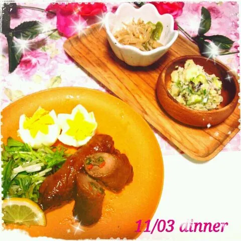 ☆11/03 dinner☆

＊甘辛鶏ロール
＊お花ゆで卵、水菜
＊じゃがいも、きゅうりの塩昆布ﾏﾖ←和風ﾎﾟﾃｻﾗ

＊もやしとﾋﾟｰﾏﾝのﾅﾑﾙ風炒め(大根皮)|みぃにゃんさん