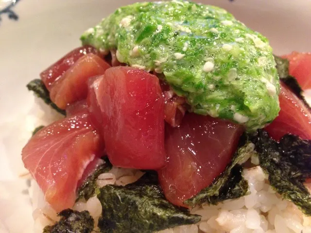 「オクラ」と「マグロの漬け」丼|H. Miyakiさん