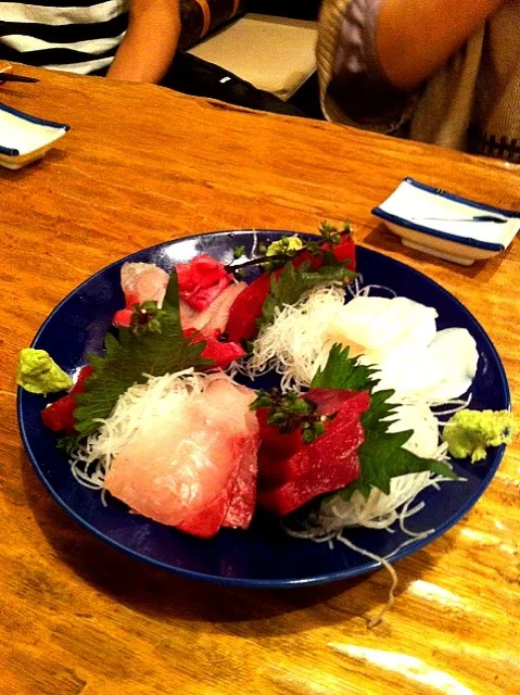 Checko-sans no sashimi|andrew hinkinsonさん