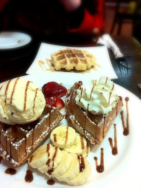 Combination waffles|catさん