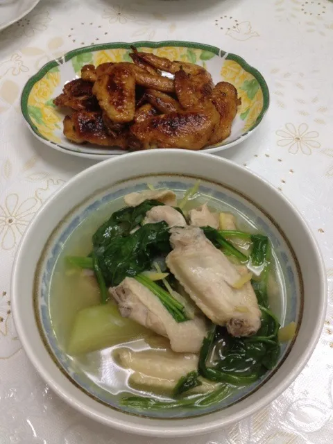 Snapdishの料理写真:Tinolang Manok|Evelyn Isedaさん