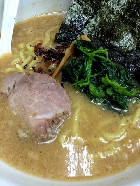 Snapdishの料理写真:味濱家ラーメン極め|chamifumiさん