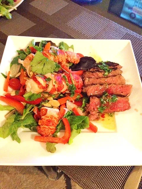 Surf n turf Thai salad|pun ellisさん