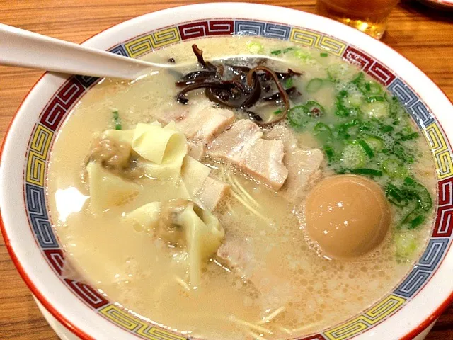 チャーシューワンタンメン🍜|きっきー🥰さん