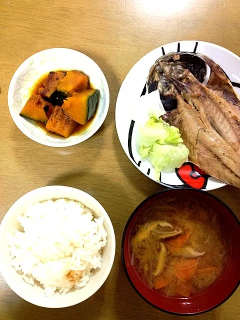 かぼちゃの煮物 アジの開き お味噌汁|ぺりーさん