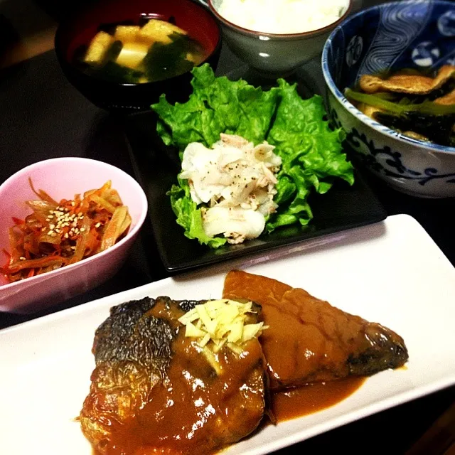 鯖の味噌煮、きんぴらごぼう、油揚げと小松菜の煮物、カブのツナマスタードサラダ、お味噌汁|💗Marico💗さん