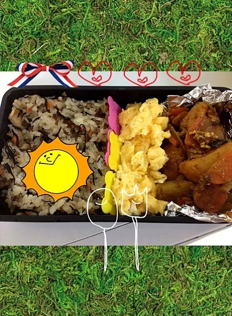 チーズスクランブルエッグ、ひじきご飯、カレー野菜いため弁当|bearさん