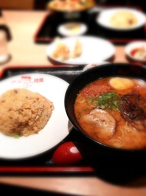 味千ラーメン＆炒飯 1000円セット|みちるさん