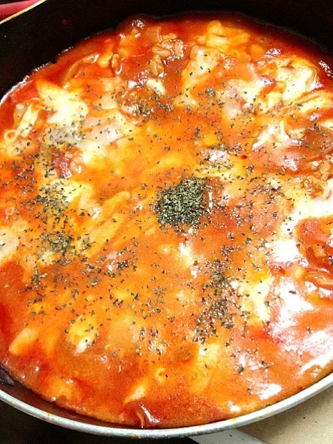 豚肉と玉ねぎのトマト煮チーズがけ|ろぅさん