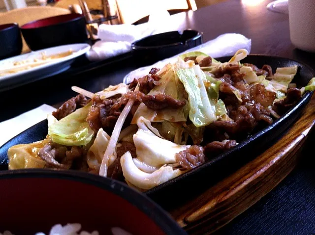 野菜たっぷりの焼肉定食٩(๑❛◡❛๑)۶|かじぃさん