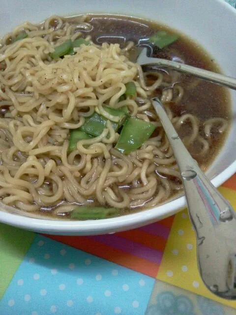 maggi mee|nur allishaさん