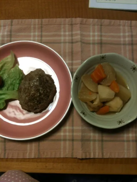 ハンバーグと大根と里芋の煮物|岩永美空さん