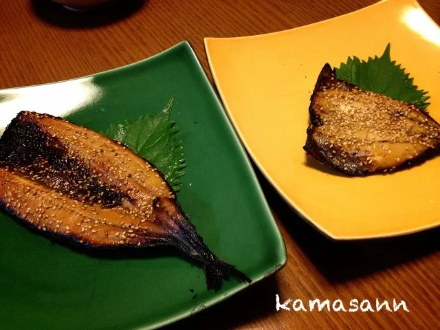 Snapdishの料理写真:秋刀魚の味醂干し  真アジの味醂干し|かまさん