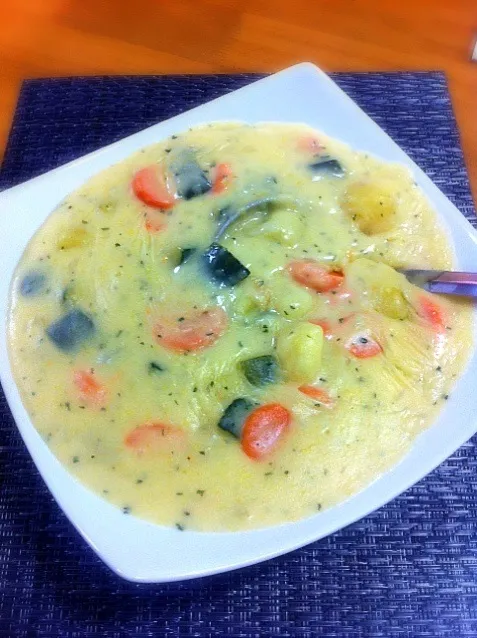 Soup Stew (sopa cremosa japonesa)|lucia inoueさん