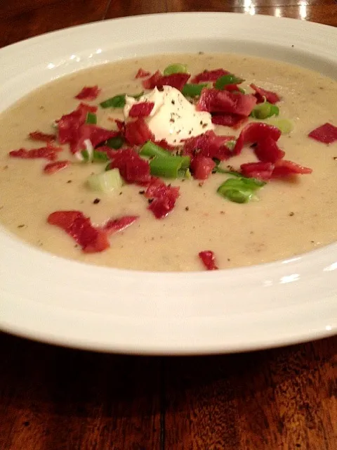 cauliflower-potato leek soup|Amy Allmanさん