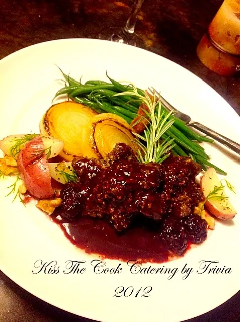 I prepared Beef Stars and Onion Medallions with a Red Wine and Black Berry Reduction❤|Taste-New Americanさん