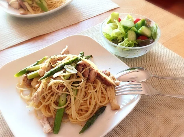 アスパラとチキンのパスタ|Pokotaさん