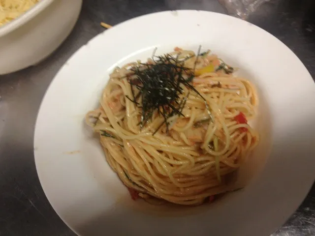 Snapdishの料理写真:海鮮冷製パスタ|もんぶーさん