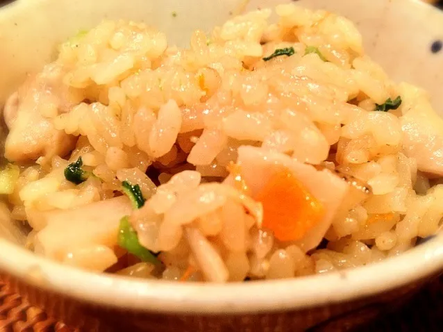 鶏肉、蓮根、人参、大根葉の炊きこみご飯☆|松浦有里さん