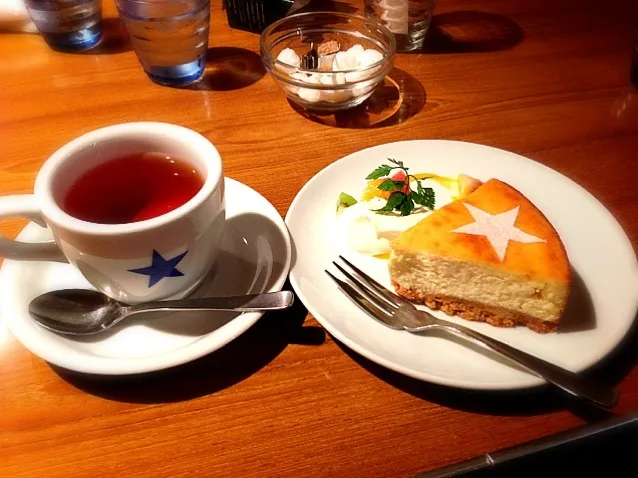 cafe the BESTのNYチーズケーキ♥|mayuさん