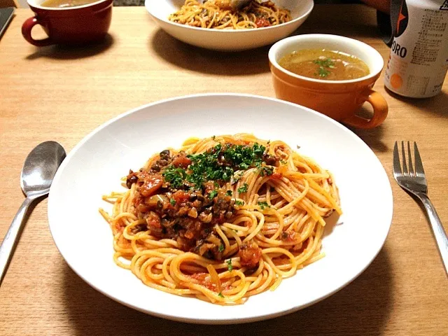 旦那はん作トマトとオリーブのパスタ！|yuiさん