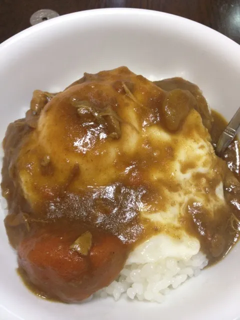 目玉焼きカレー♡|おぎしょーさん