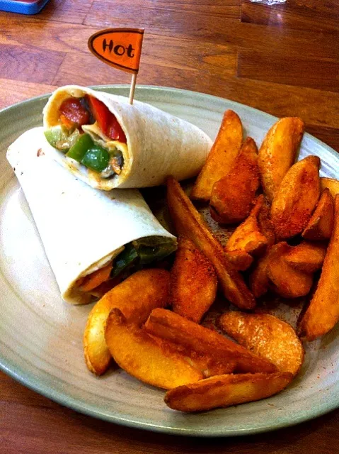 Nando's veggie wrap:) yesterday lunch:)))|manasi bhargavさん