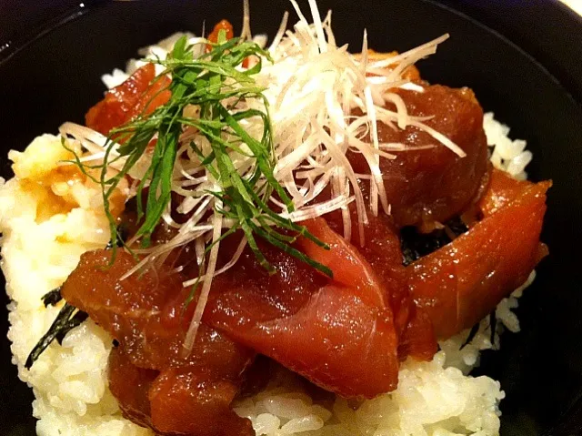 マグロ 中落ち丼|大石さん