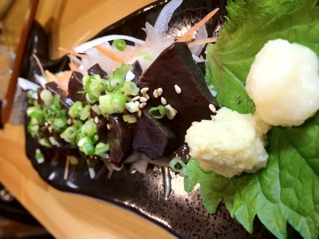 The raw horse liver with garlic|do dyuさん