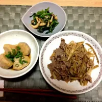 里芋煮っころがし、牛肉とゴボウと白滝の煮物、ほうれん草とシメジの胡麻和え|メグゴルフさん