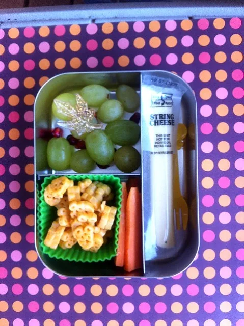 Quick and easy preschool bento|Kendra Petersonさん